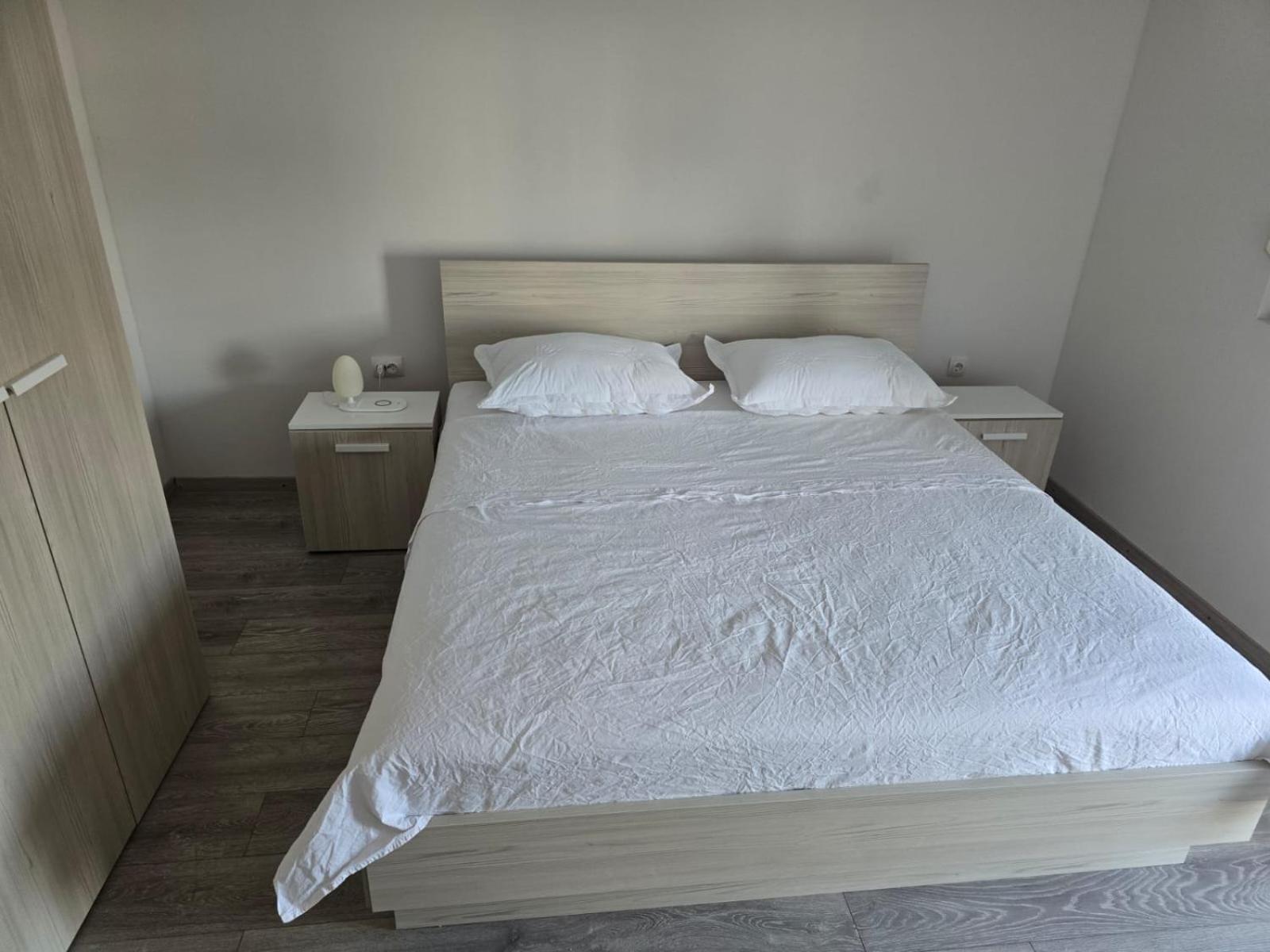 Apartment Anton โตรกีร์ ภายนอก รูปภาพ
